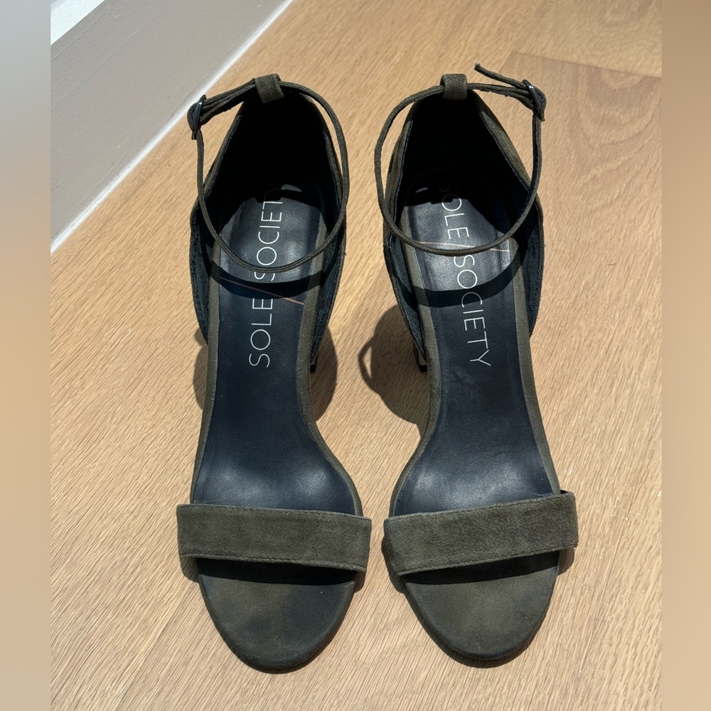 Sole Society Olive Suede Block Heel Sandals Size 9